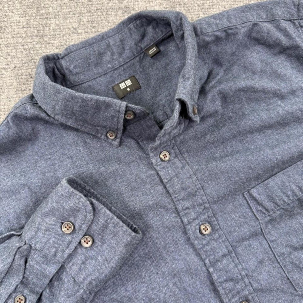 UNIQLO Flannel Shirt Medium Blue Button Down Long Sleeve Excellent Men's